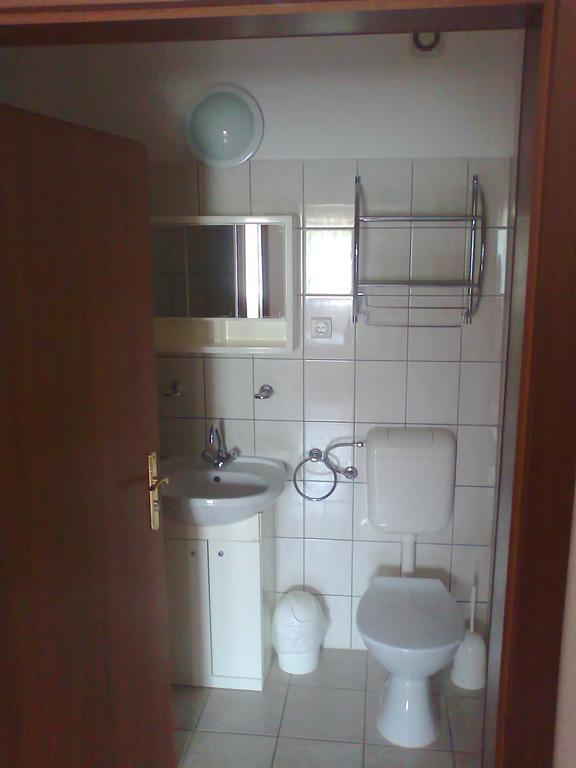 Hotel Pontis Biatorbágy Pokoj fotografie